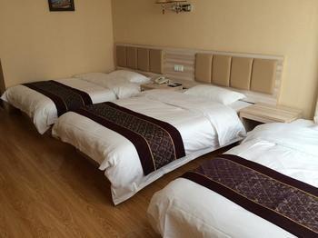 Yuangu Town Business Hotel Qingdao Esterno foto